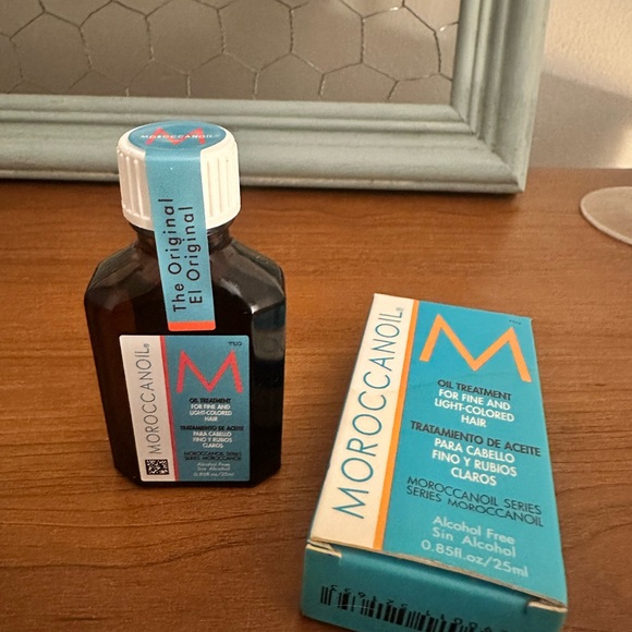 Moroccanoil Other - Moroccanoil Treatment Light Hair Oil for Fine Hair and Light-Colored Hair